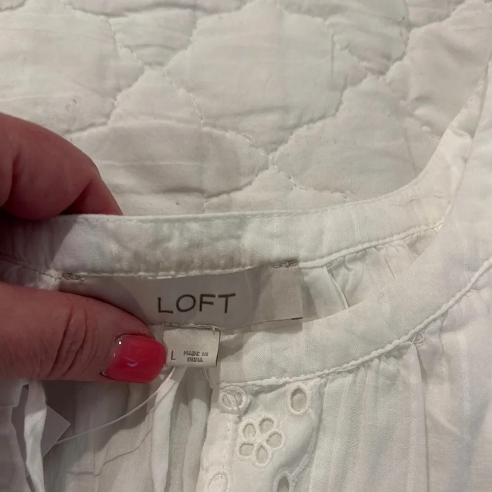 LOFT Women's White Sleeveless Top - Picture 3 of 8